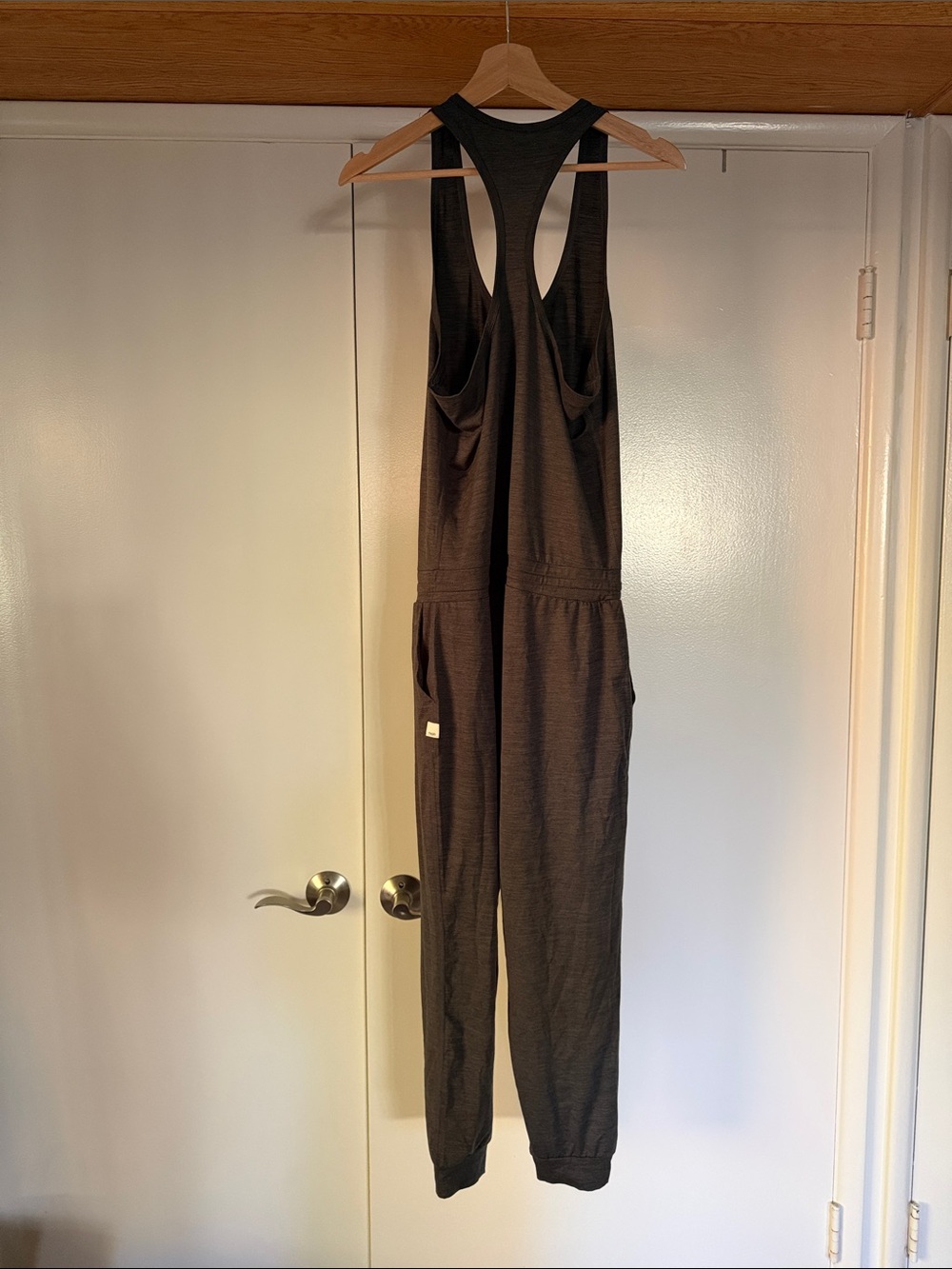 Vuori jumpsuit - Picture 6 of 7